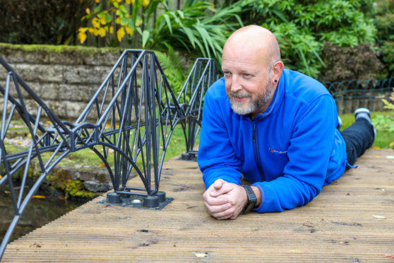 Paul Hewitt from Glenrothes has built a replica Forth Rail Bridge for his garden using his skills as a metalworker.