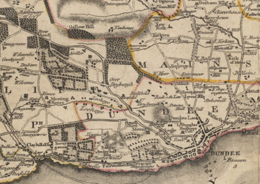 A map of Dundee from 1794.