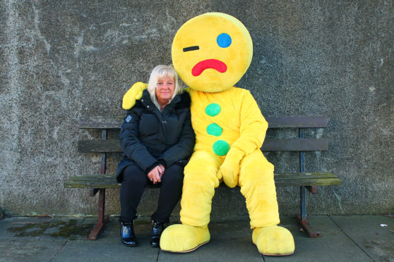 Rhona Cunningham from Fife Gingerbread with Gingey.