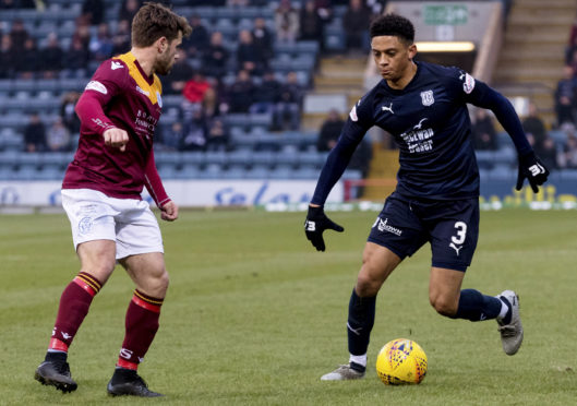 Andrew Stirling faces up to Nathan Ralph of Dundee.