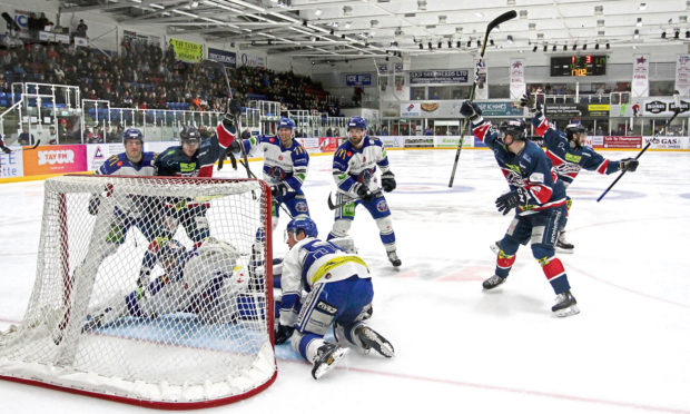 Stars celebrate a Ricci goal against Blaze.