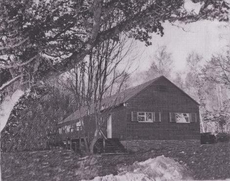 Ladenford hut shortly after it was constructed.