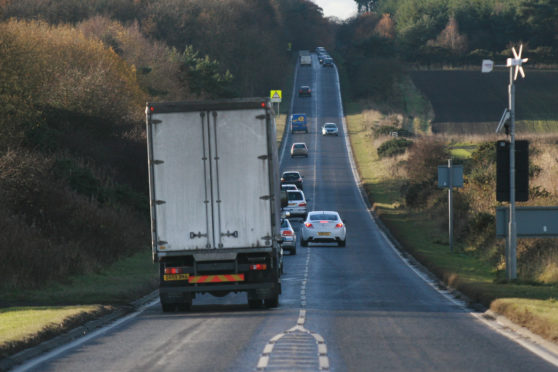 The A915 Standing Stane Road.