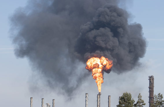 Mossmorran flaring in April 2019.