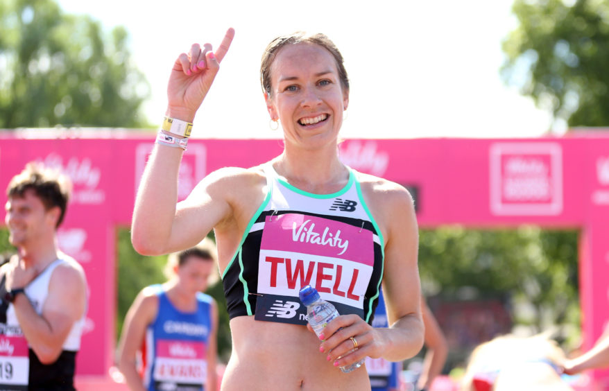 Stephanie Twell celebrates winning the Women's Elite race during the Vitality London 10,000.