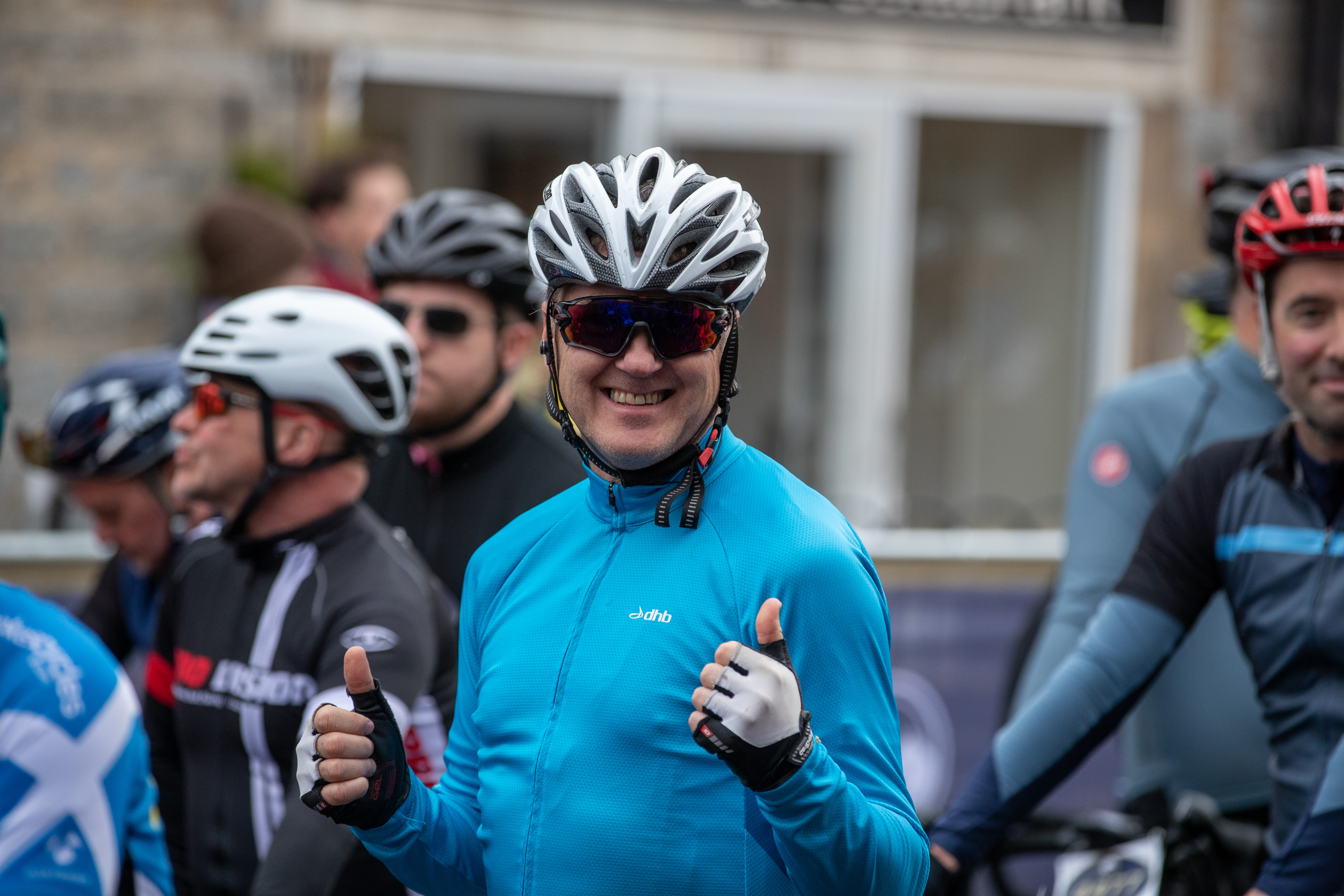 Hundreds of cyclists take part in Etape Caledonia