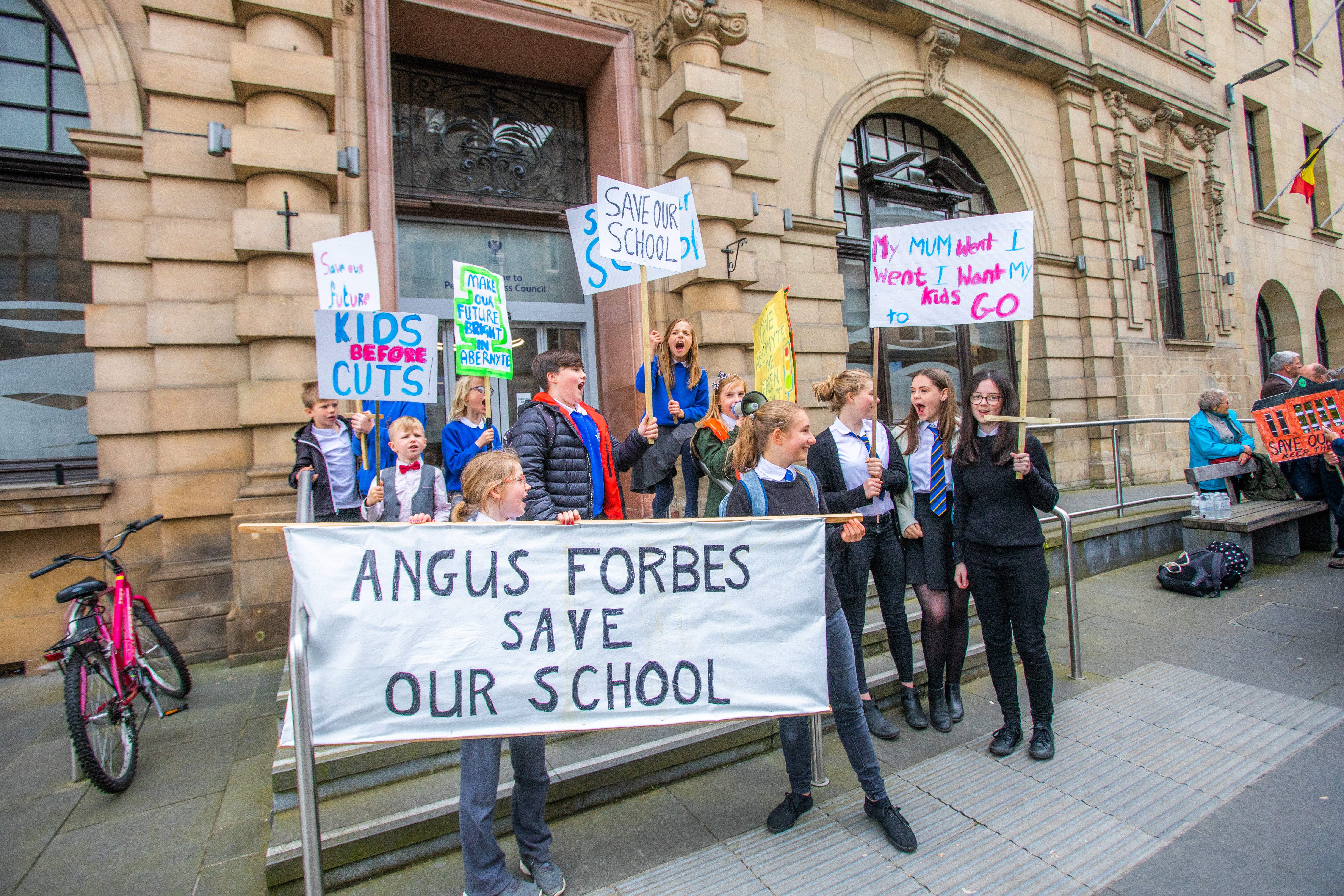Children, parents and community representatives from Abernyte demonstrated outside Perth and Kinross Council HQ prior to council meeting on the potential closure of Abernyte Primary School.