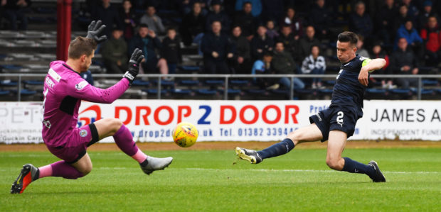 Cammy Kerr scores for Dundee.