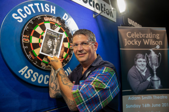 Gary Anderson was on hand to help celebrate one of his heroes