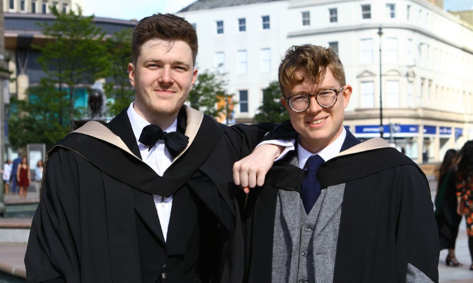 Architecture graduates Greg Dommett and Jack Dempster. Picture by
Dougie Nicolson / DCT Media.