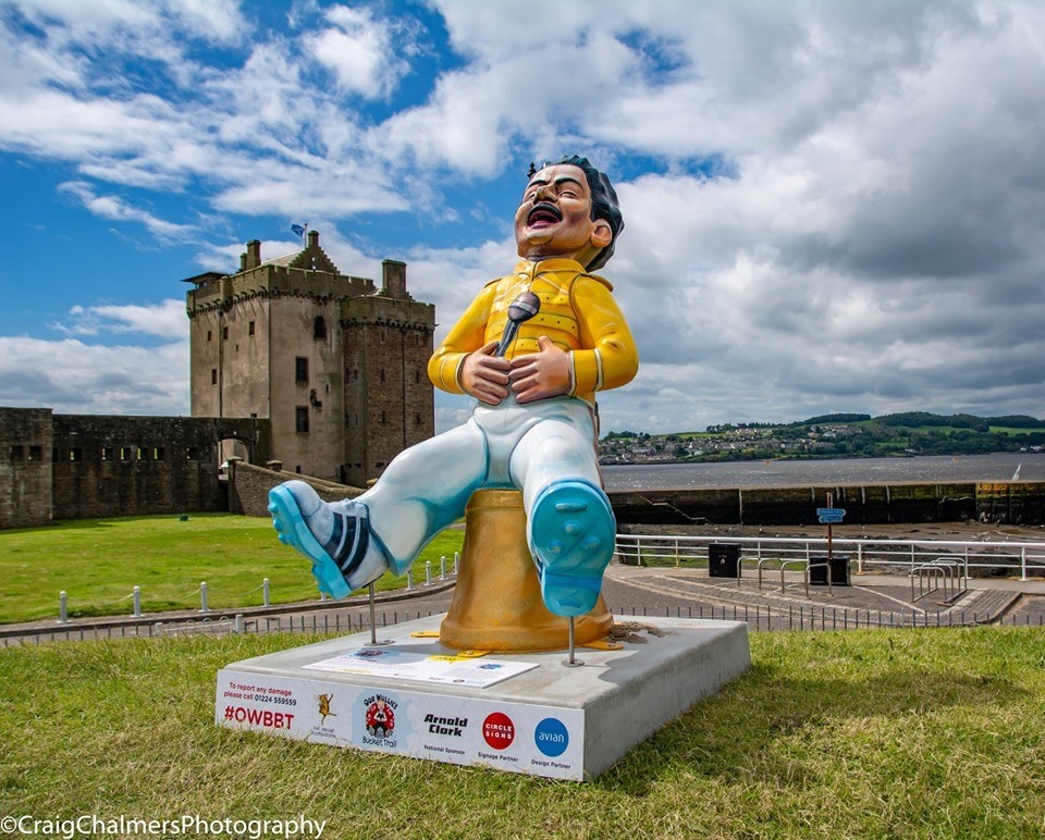 Oor Freddie by Broughty Ferry Castle.