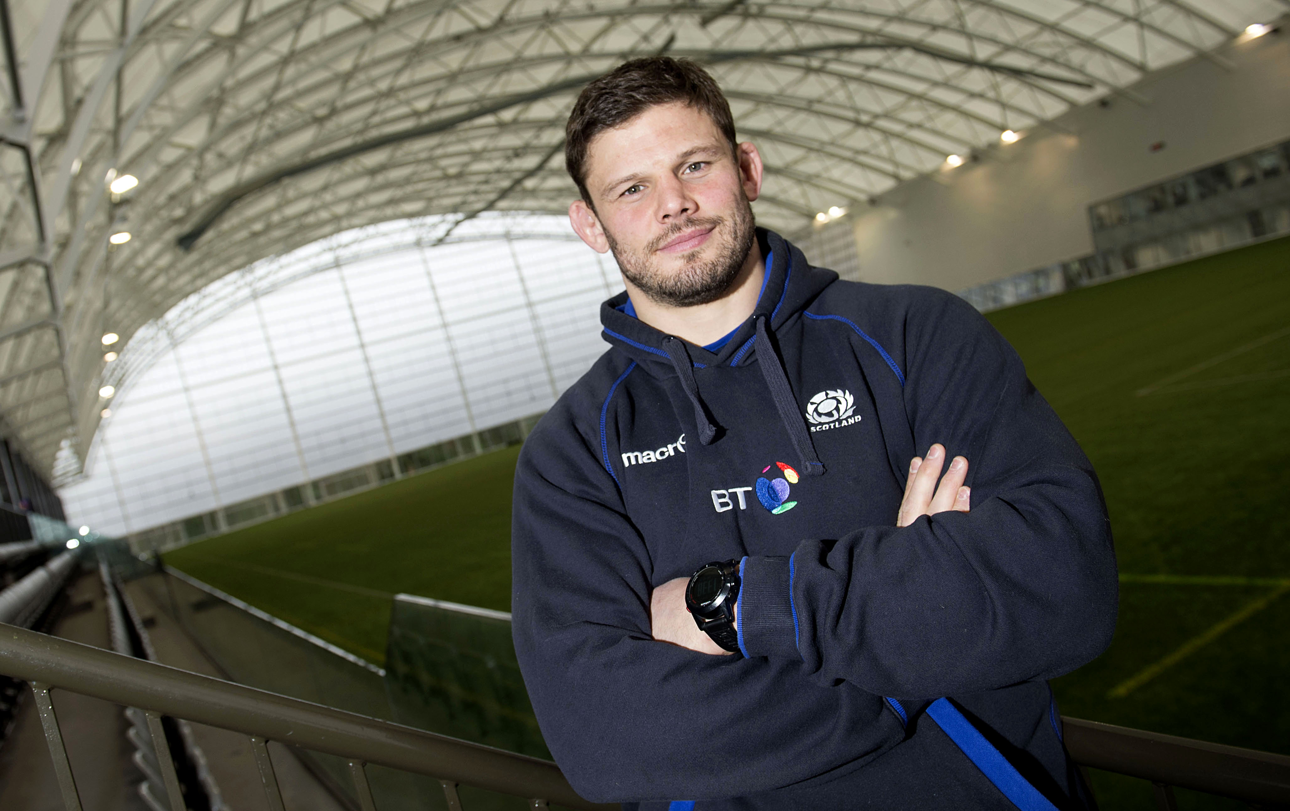 Scotland's most-capped player Ross Ford has retired from rugby.