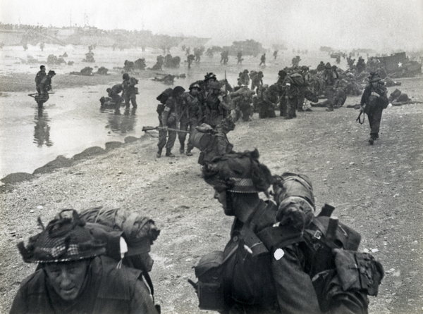 British troops landing on the beaches of Normandy, France, on the 6 of June 1944. 