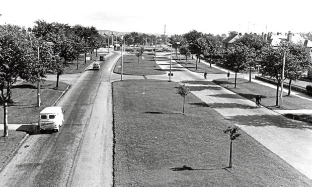 Life was a little less hectic on Dundee's Kingsway back in 1962.