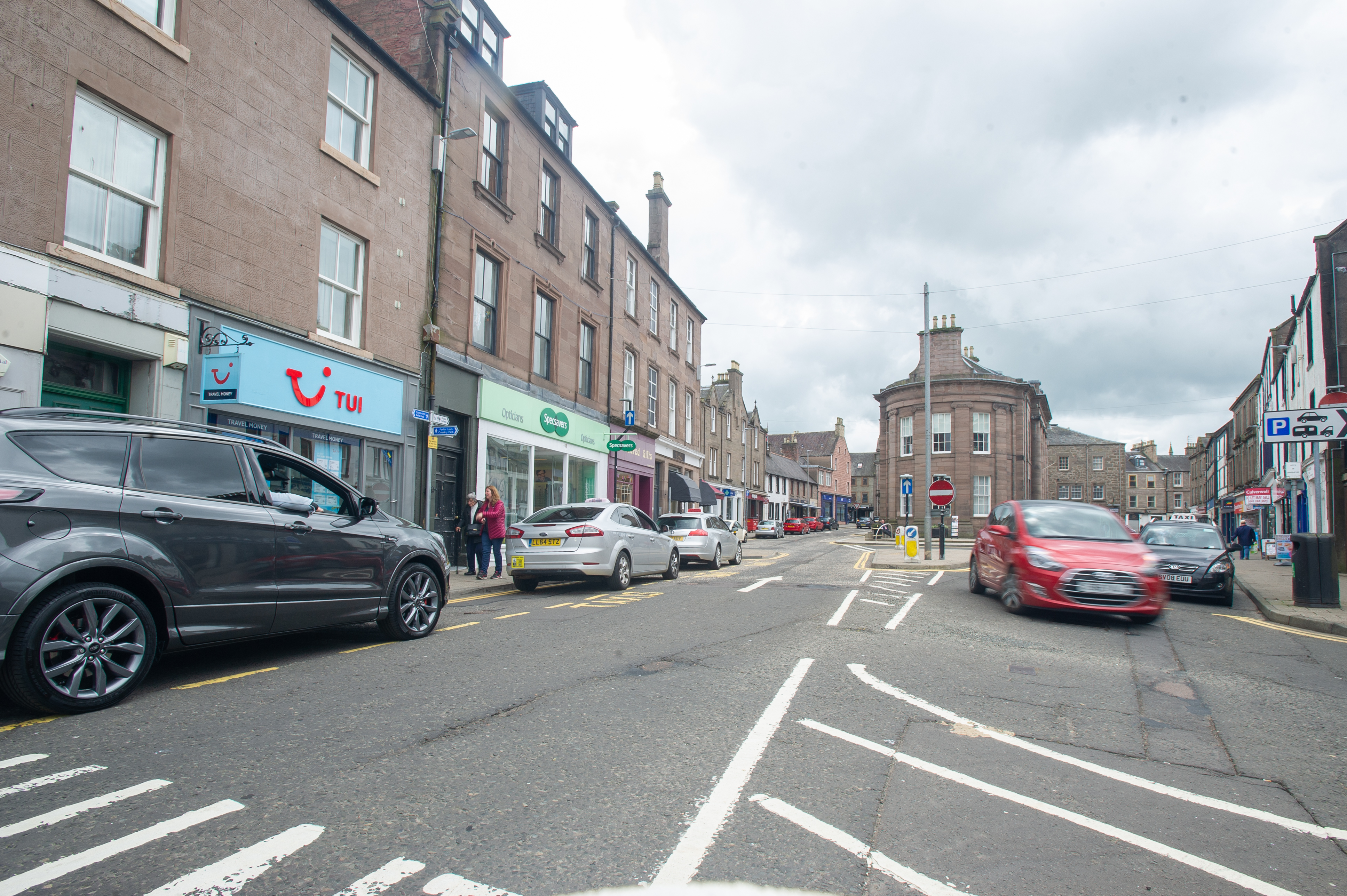 There are calls for CCTV in Castle Street in Forfar after the vandals' rampage.