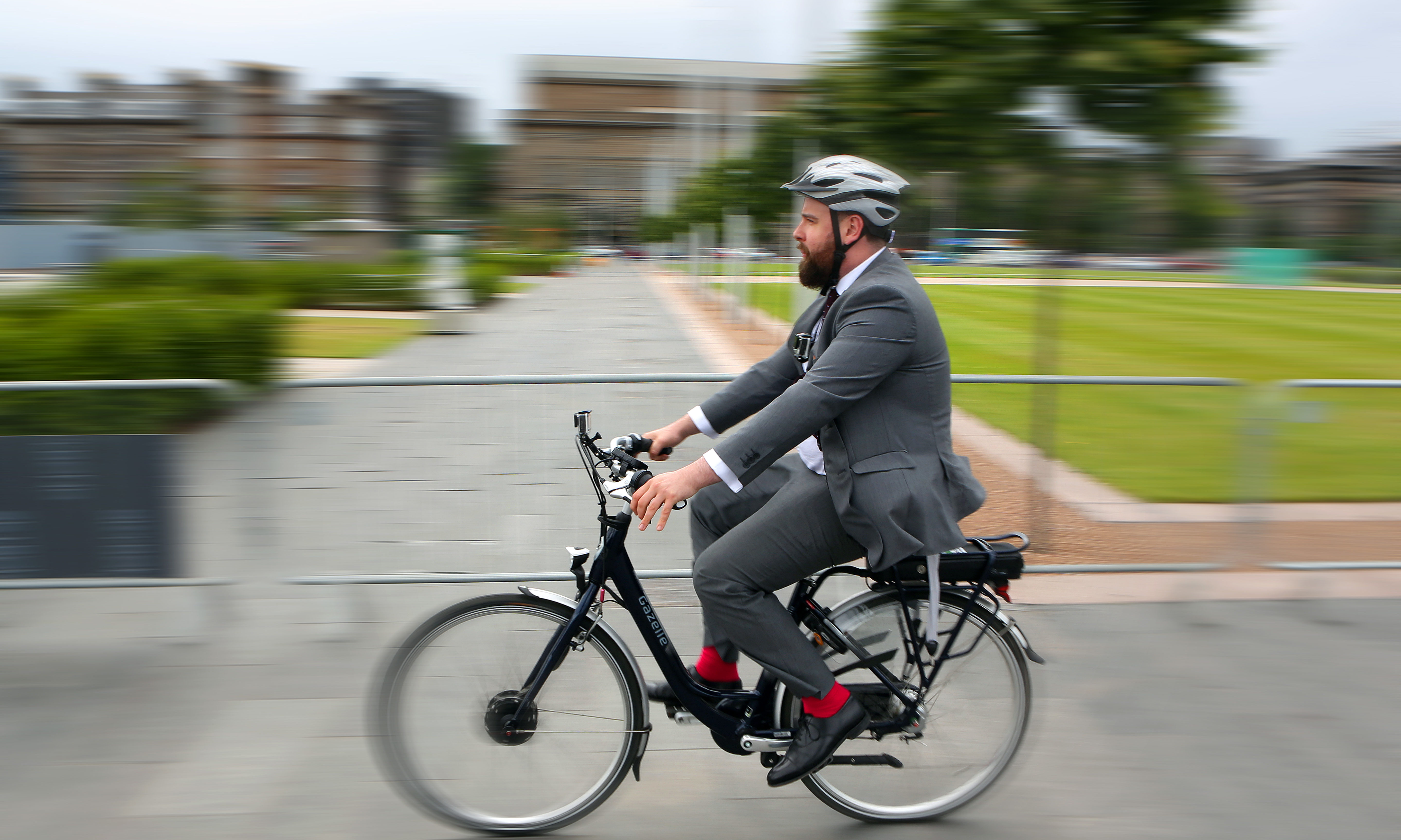 The scheme may see more suit-clad commuters travel by bike in the city