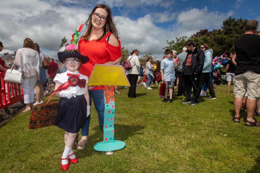 Best overall costume winner Sophie Douglas, 5, dressed as Mary Poppins,  from Broughty Ferry with mum Rachel.