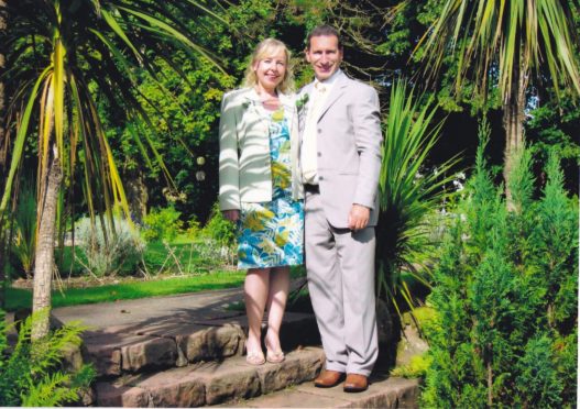 Tributes continue for Glenrothes couple.
