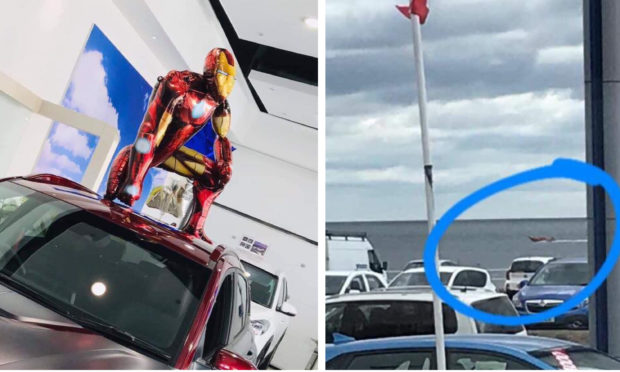 The Iron Man baloon narrowly avoided Endgame thanks to the Coastguard.