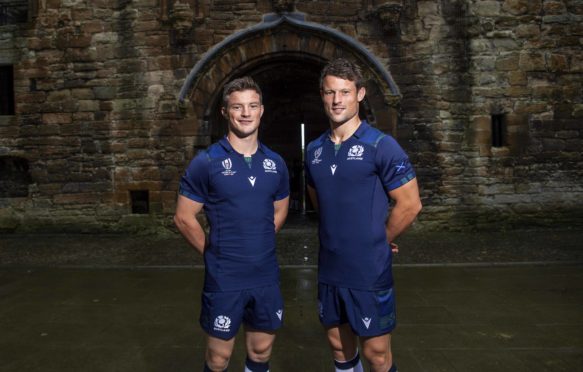 Brothers George (L) and Pete Horne are Glasgow's half-back pairing this weekend.