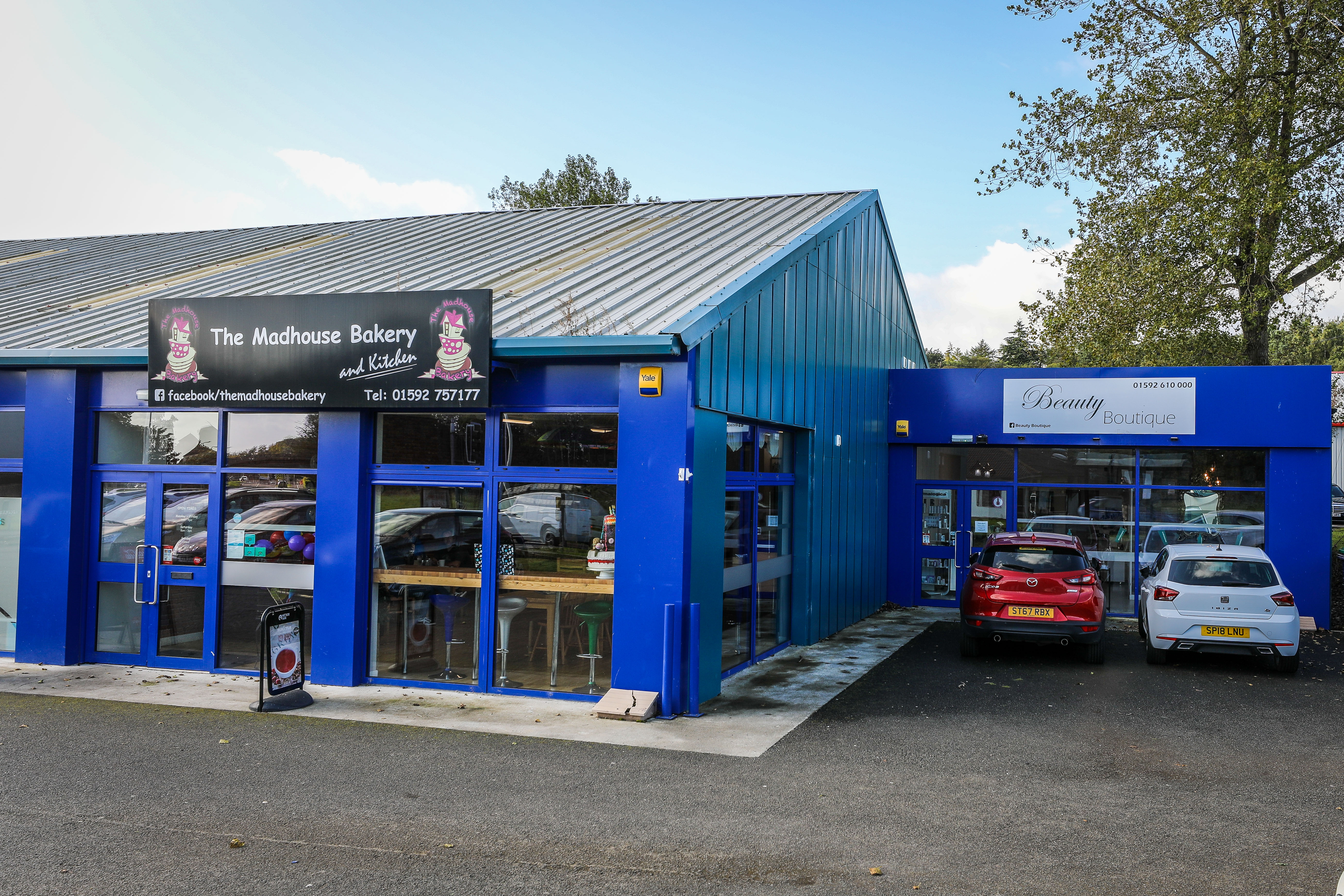 Courier News - Fife - Neil Henderson - M`dhouse bakery robbed story - CR0014045 - Glenrothes - Picture Shows: Madhouse Bakery and Beauty Boutique which was broken into and the collection tin for Love Oliver has been stolen - Wednesday 11th September 2019 - Steve Brown / DCT Media