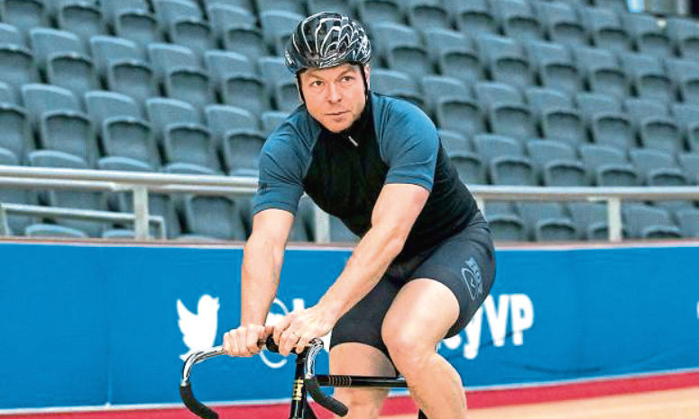 Sr Chris Hoy will be the main attraction at the event at Dunfemline's Alhambra on Tuesday, October 8.