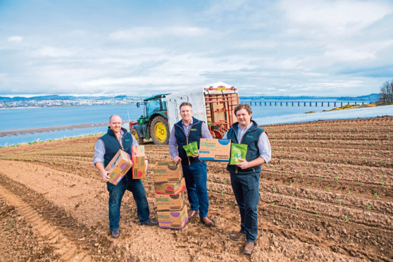 East of Scotland Growers have been praised for creating a broccoli crisp snack from waste produce.
