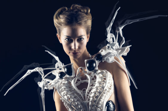 Anouk Wipprecht_ Spider Dress 2.0_ 2015 3D-printed with Intel Edison Microcontrollers.