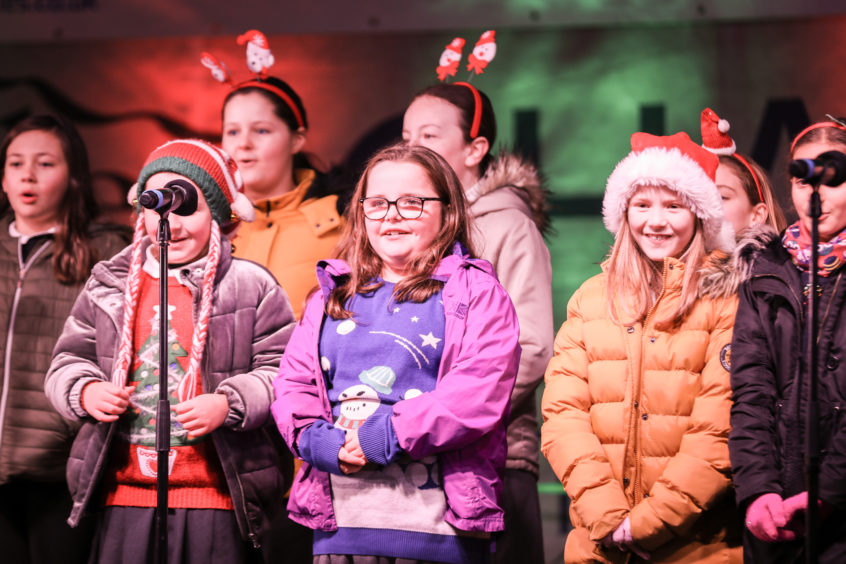 Eastern Primary School Choir performing.