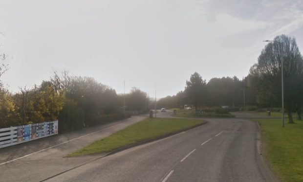 Queensferry Road, near the King Malcolm Hotel roundabout, Dunfermline.