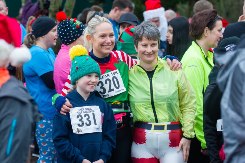 Runners gather ready for the start of the event at Forfar Loch.