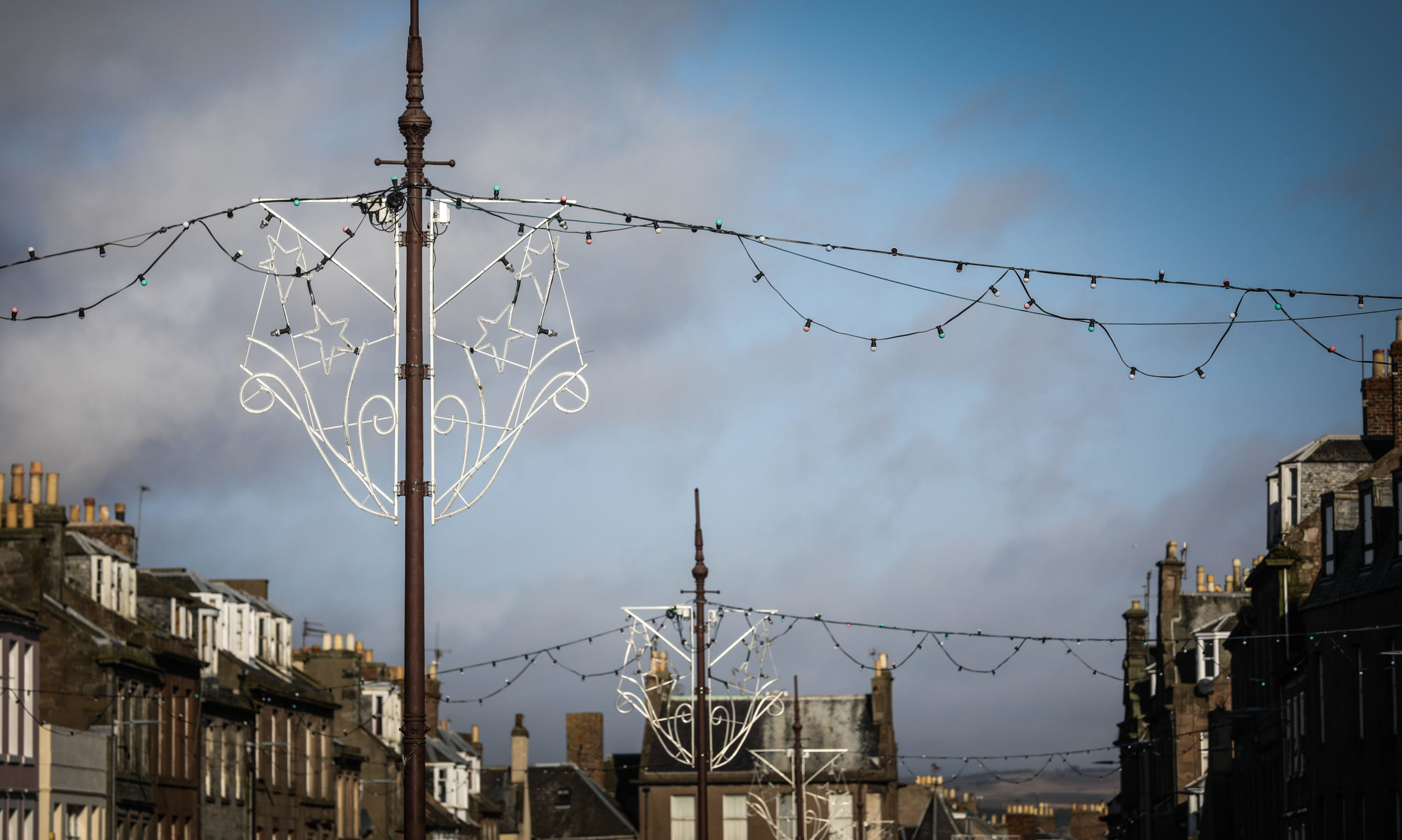 General views of Montrose High Street with the Christmas lights still up. Mhairi Edwards/DCT Media