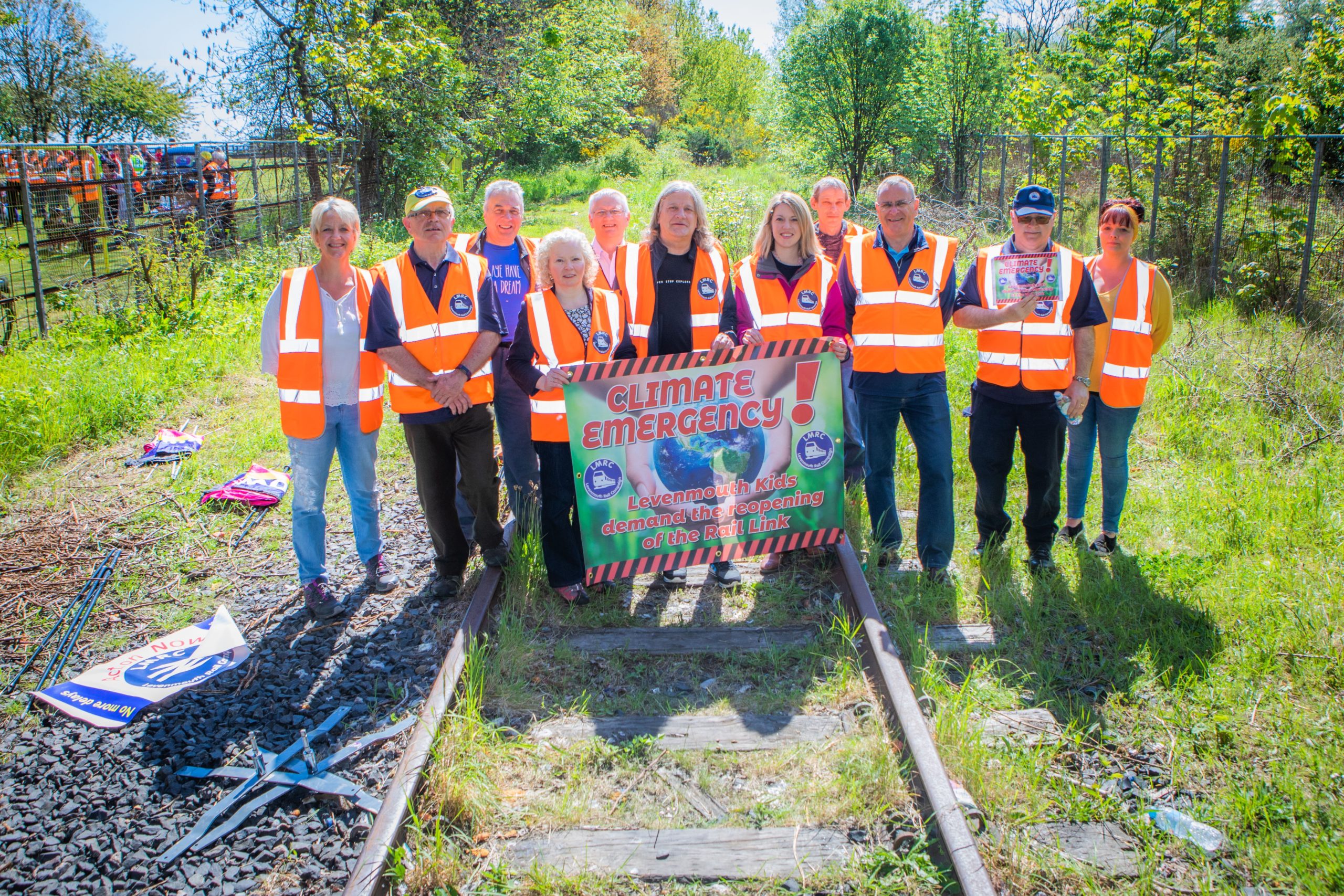 Local school children walked along the disused Levenmouth railway route as part of the campaign to reopen the line.