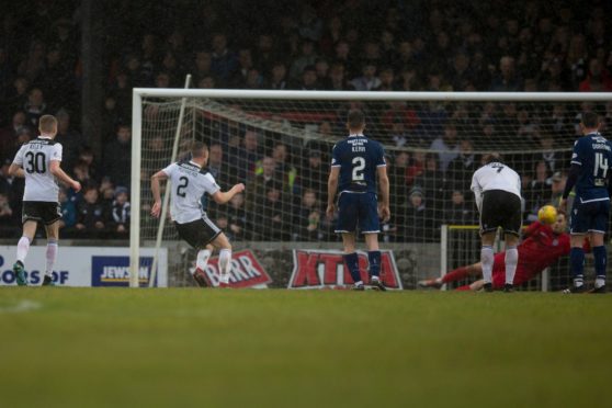 On-loan Celtic goalie Hazard saves Dundee from the spot