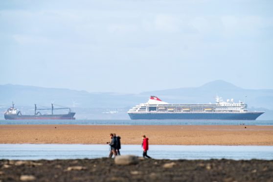 Fred Olsen cruise ship in the Forth