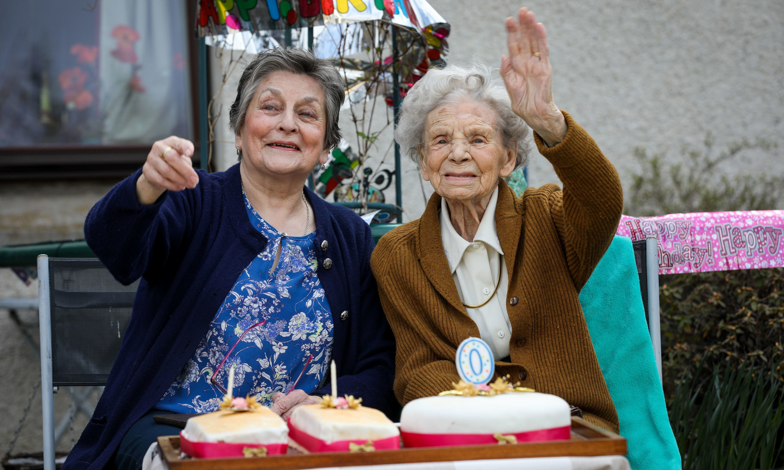Jessie Sinclair celebrating her 110th birthday with daughter Iris Taylor