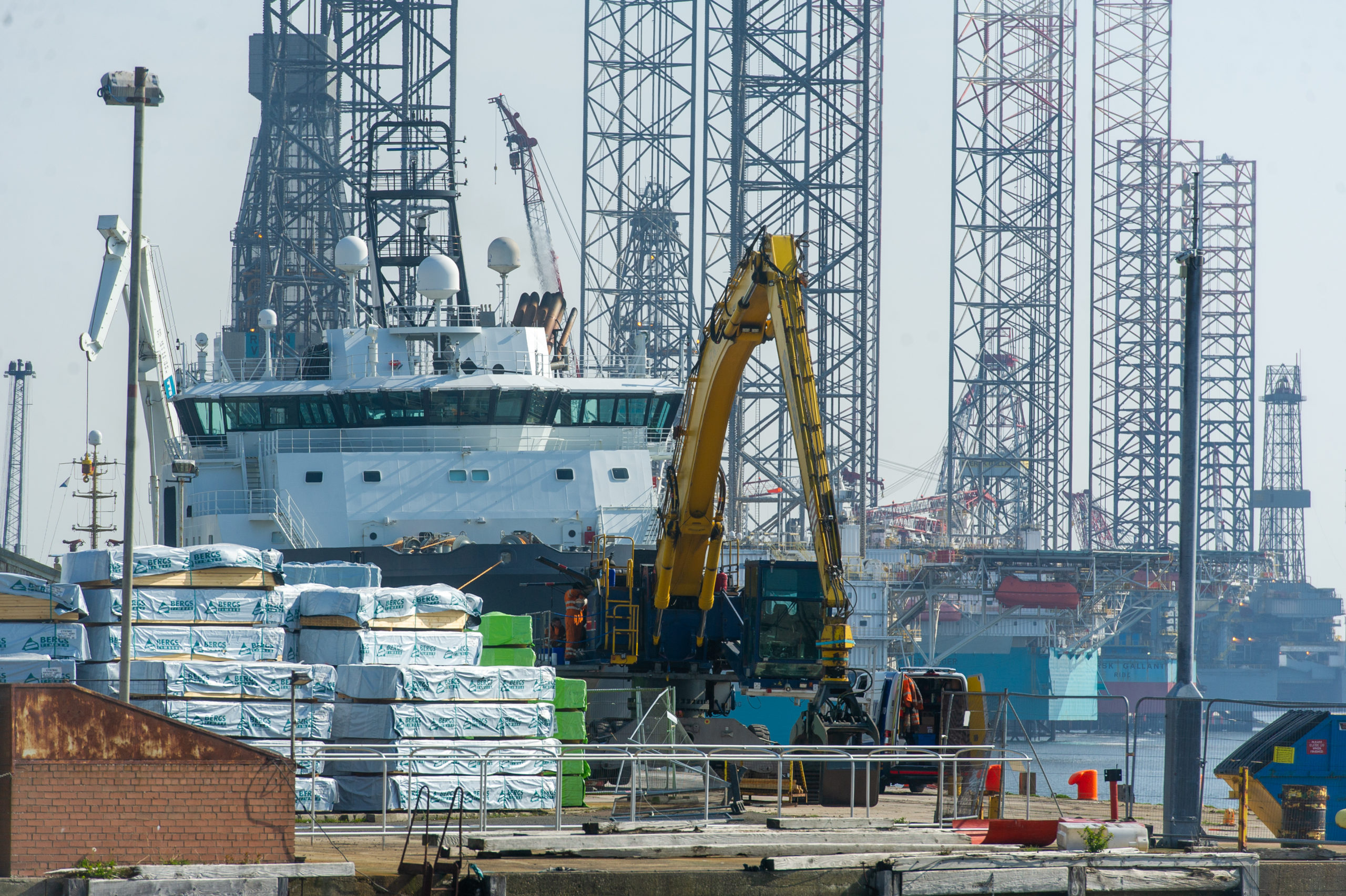 Exploration rigs and a support vessel at the Port of Dundee. Picture: Kim Cessford / DCT Media