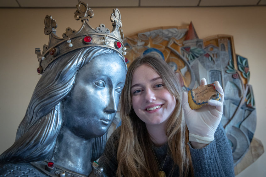 Lauren Gill, final year archaeology student, conducted scan and made 3D print of Saint Margaret relic in Dunfermline in 2019