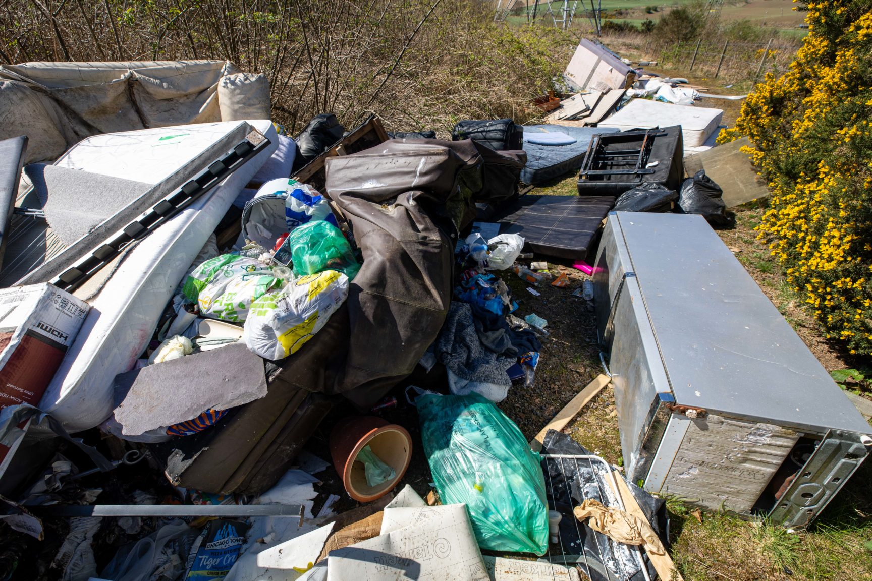 Daily life of Fife litter officers Stab threats and being called 'paedo'