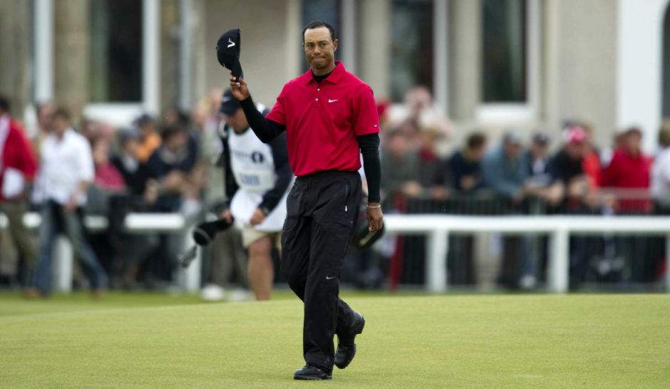 Tiger Woods on the 18th green at the 2010 Open at St Andrews