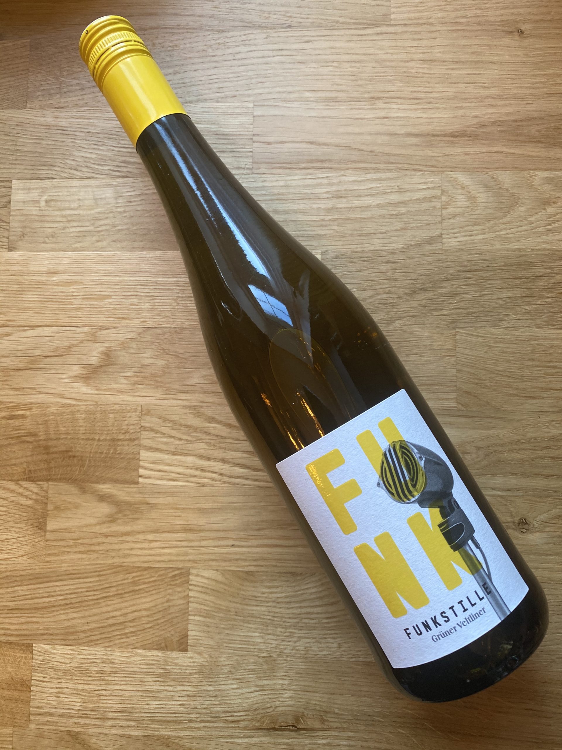 https://wpcluster.dctdigital.com/thecourier/wp-content/uploads/sites/12/2020/05/Funkstille-gruner-veltliner-scaled.jpeg