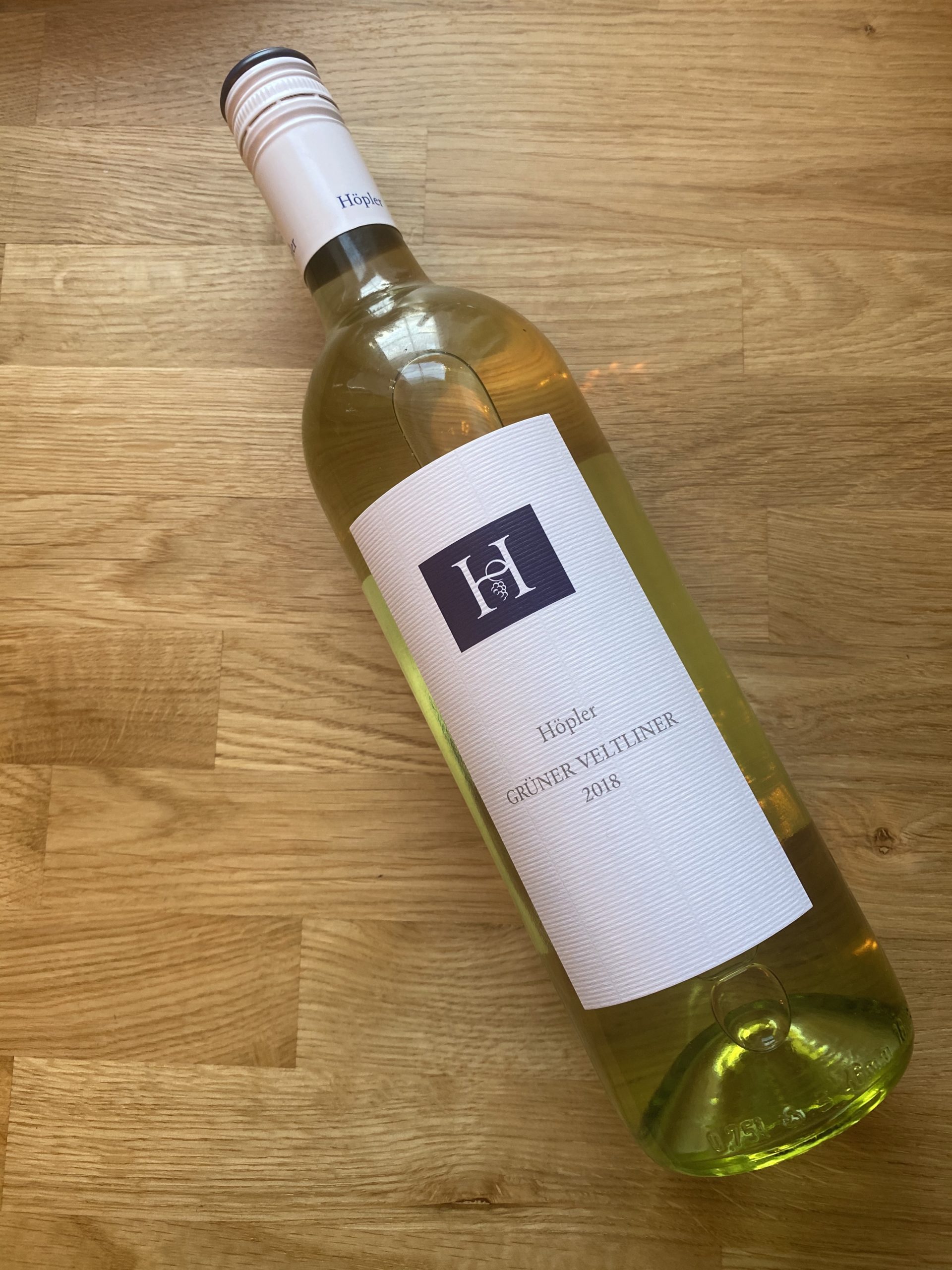 https://wpcluster.dctdigital.com/thecourier/wp-content/uploads/sites/12/2020/05/Holper-gruner-veltliner-scaled.jpeg