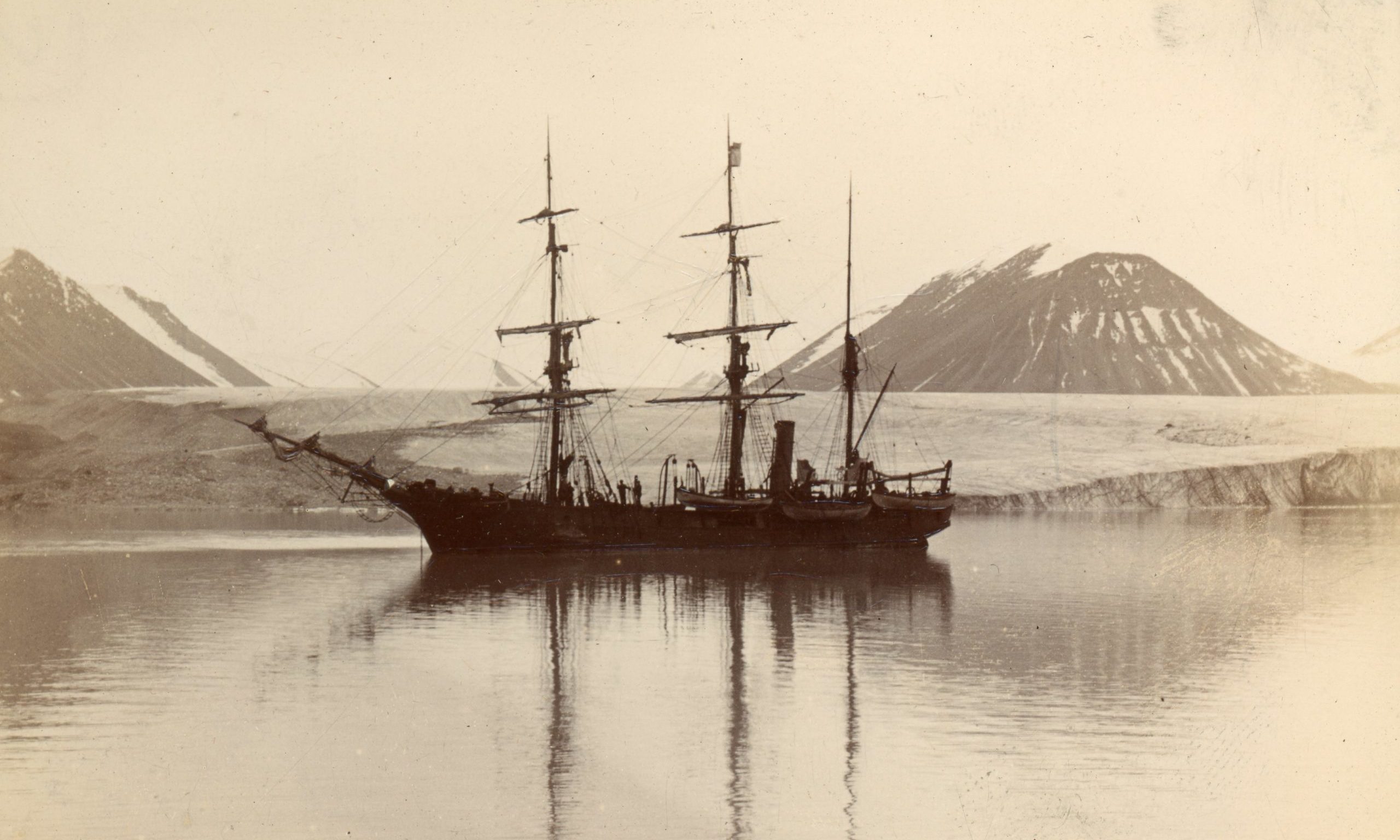 The 140ft barque-rigged steam whaler Nova Zembla took its final voyage in 1902
