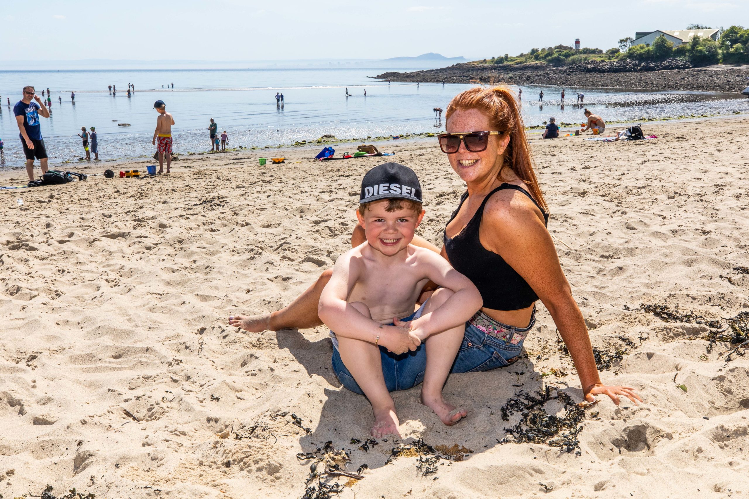 Aysa-Harrison Conroy, 4, and mum Chelsea were among those at Silver Sands, Aberdour.
