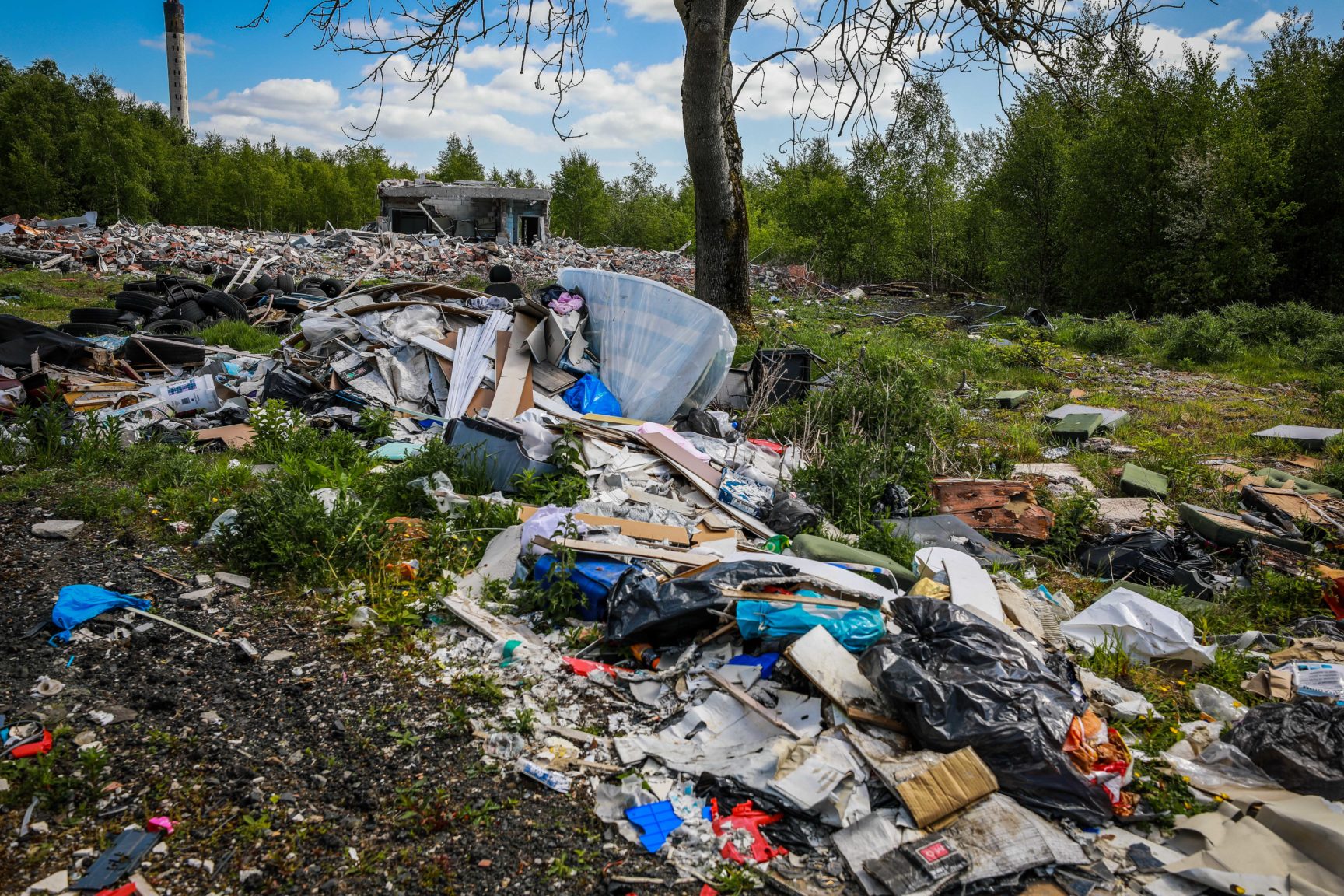 VIDEO Mountains of rubbish pile high during lockdown at Fife's biggest