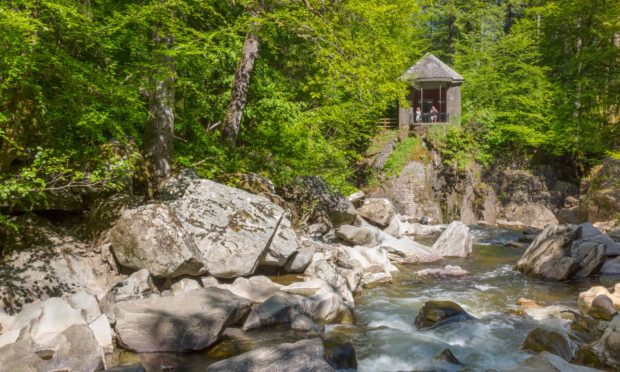 The Hermitage is a National Trust for Scotland-preserved site and sits on the banks of the River Braan in Craigvinean Forest.