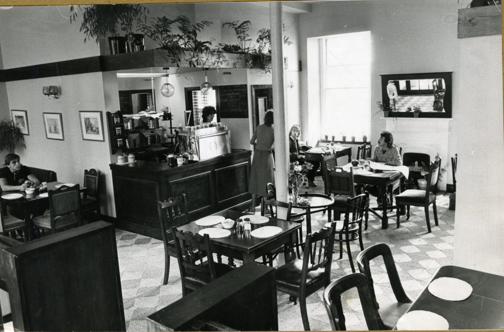 MURRAY CHALMERS The 80s was a swaggering multilayered decade that