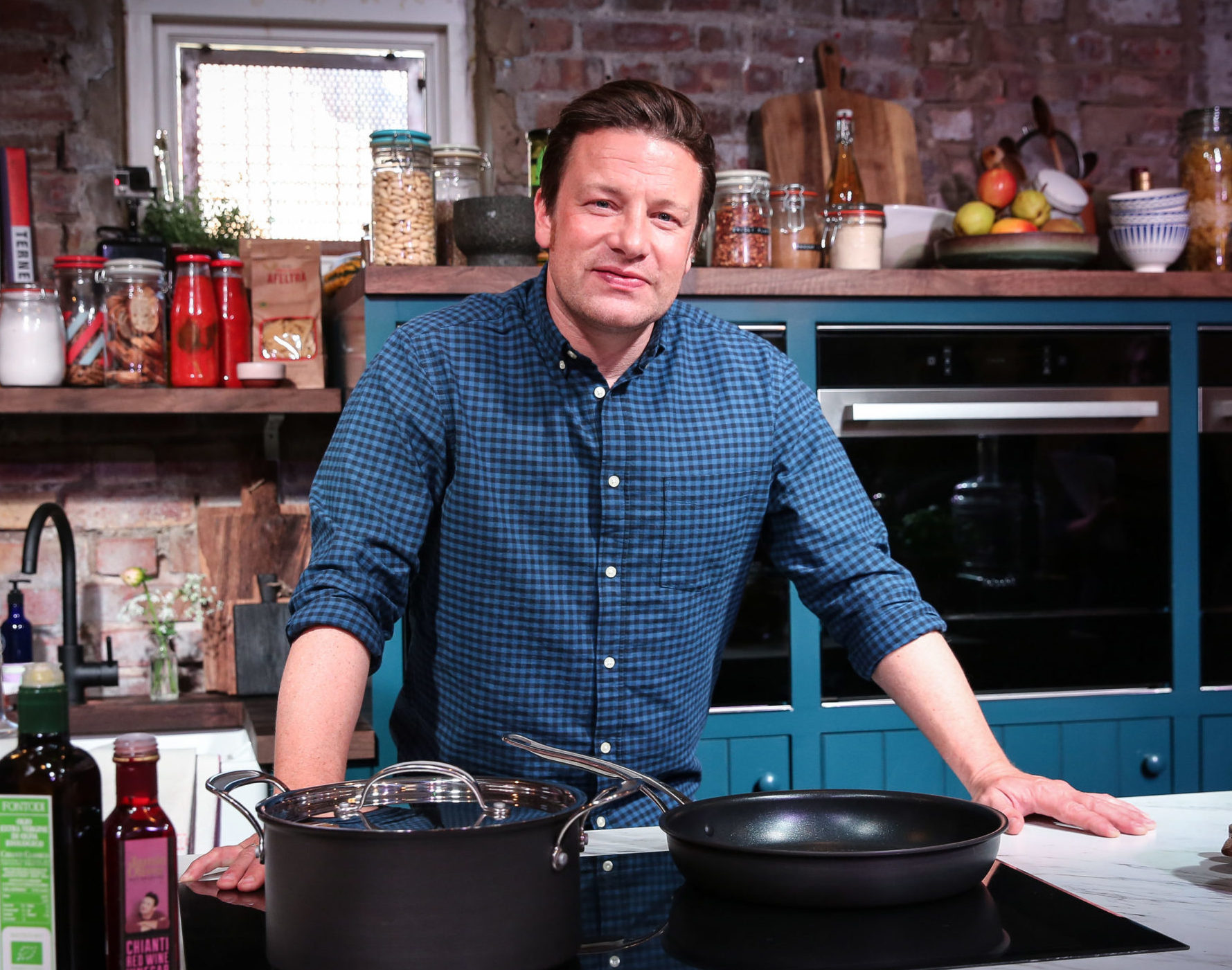 Jamie Oliver is one of the celebrity chefs to back the NFU's campaign to maintain food standards.