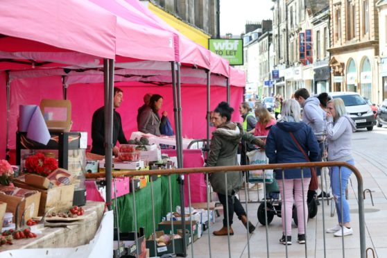 The farmers market in Kirkcaldy. Image: Gareth Jennings, DC Thomson