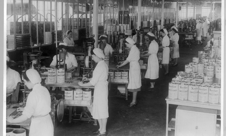 Confectionery workers in the Keiller factory.